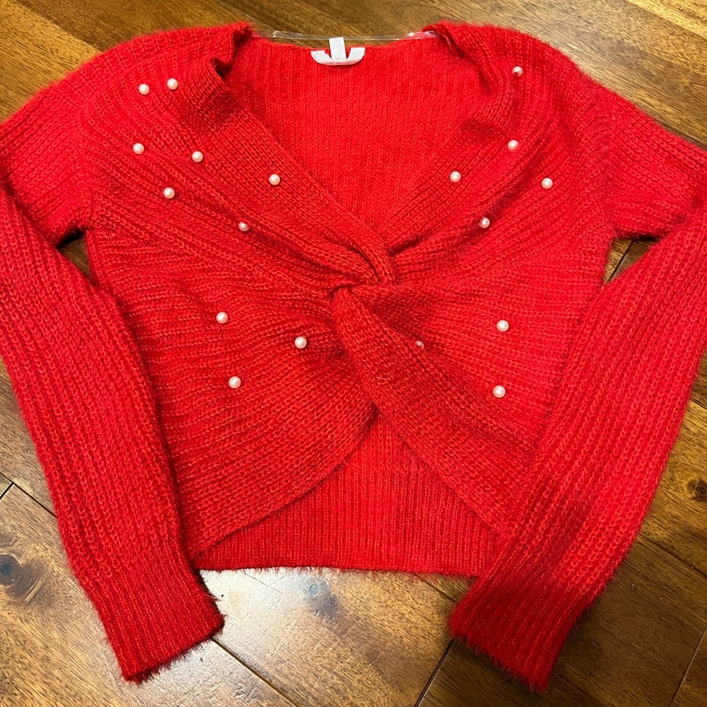 Twist Knit Sweater (pearl beads)